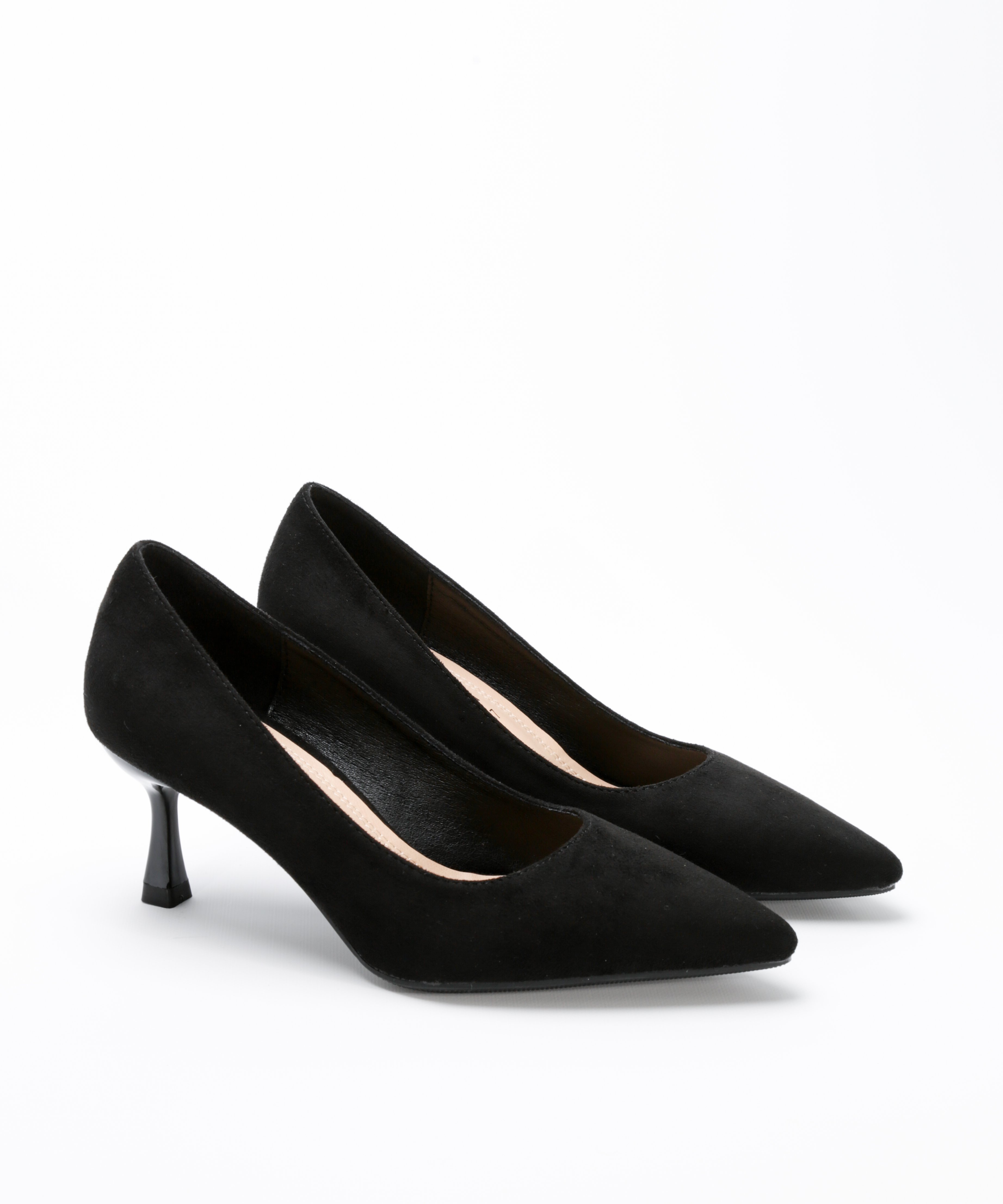 Zapato tac&oacute;n fino image number null